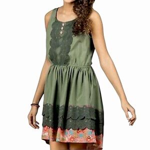 MATILDA JANE SAGE GREEN BOHEMIAN FLORAL LACE SLEEVELESS DRESS SZ SM EUC